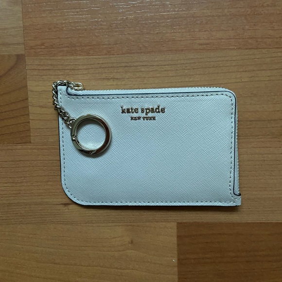 Kate spade medium I zip card holder NWT - Picture 3 of 4